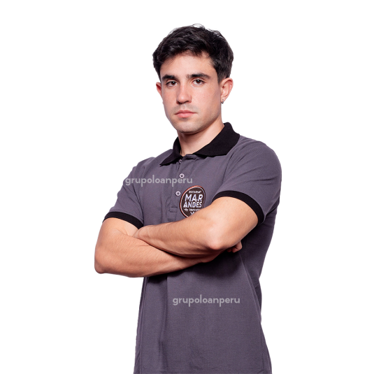 Polo camisero con cuello y puño tejido, ademas de tu logo bordado.